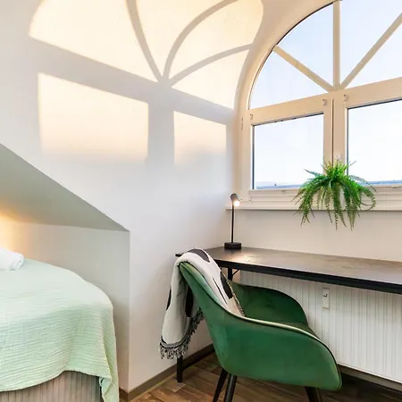 Appartement Nestup - Zentrales Mit Boxspringbetten, Smart-tv Und Ausgestatteter Kueche Kassel
