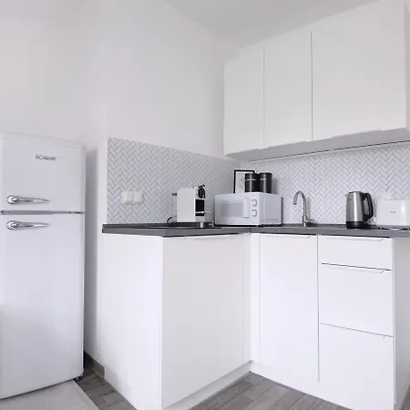 Nestup - Zentrales Mit Boxspringbetten, Smart-tv Und Ausgestatteter Kueche *