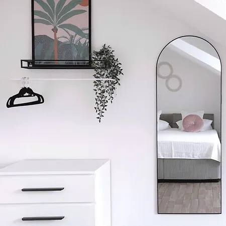 Nestup - Zentrales Mit Boxspringbetten, Smart-tv Und Ausgestatteter Kueche Kassel