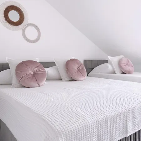 Nestup - Zentrales Mit Boxspringbetten, Smart-tv Und Ausgestatteter Kueche Appartement *