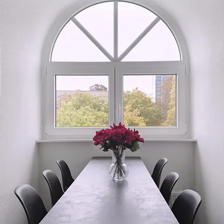 Appartement Nestup - Zentrales Mit Boxspringbetten, Smart-tv Und Ausgestatteter Kueche Kassel